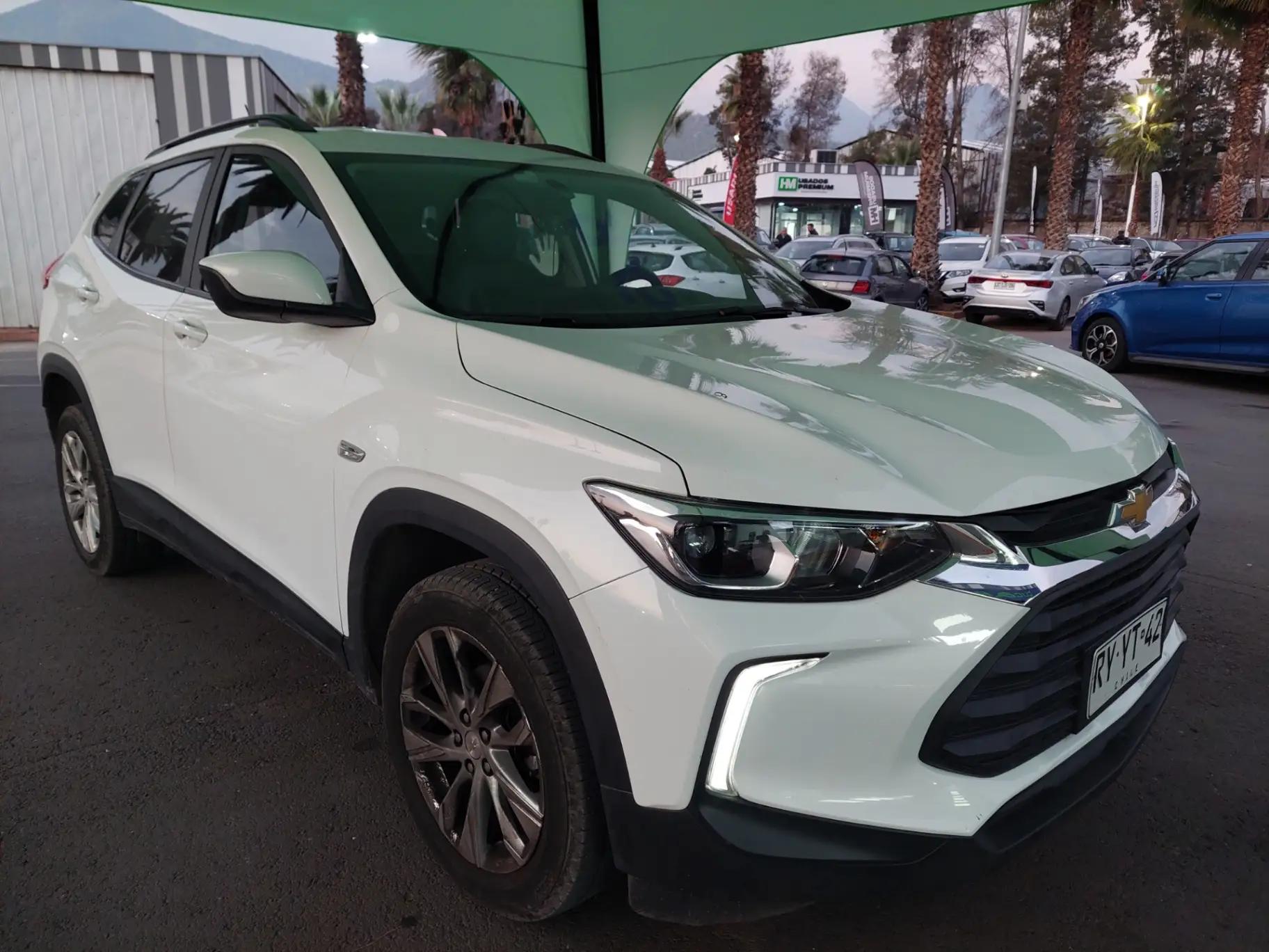 Station Wagon Chevrolet Tracker