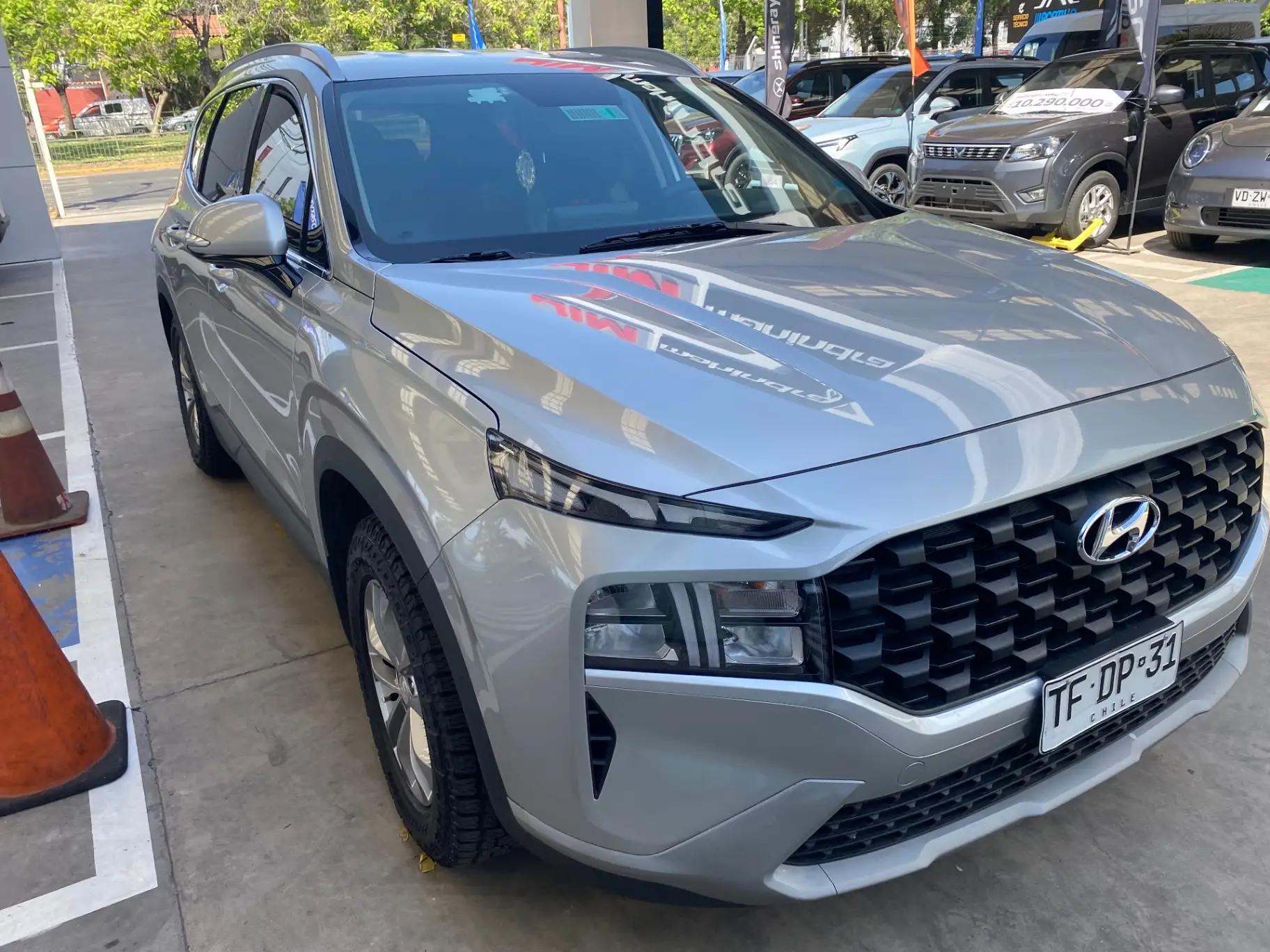 Station Wagon Hyundai Santa Fe